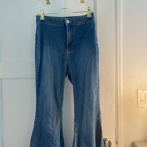 Free People We The Free Just Float On Flare Jeans - Picture 4 of 9